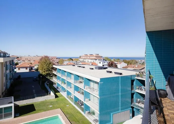 Blue Breeze | Pool View, Gym & Balcony * Espinho (Aveiro)