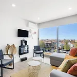 Blue Breeze | Pool View, Gym & Balcony Daire *