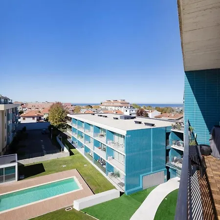 Lägenhet Blue Breeze | Pool View, Gym & Balcony *